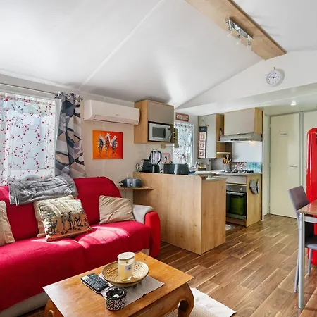 Mobilehome 5 Personnes Hébergement de vacances *