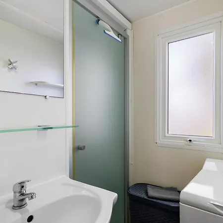 Mobilehome 5 Personnes Hébergement de vacances Les Mathes